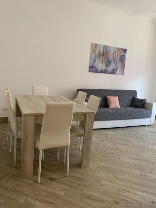 Bilocale A Due Passi Dal Porto E Dal Mare Daire Lido di Ostia Dış mekan fotoğraf