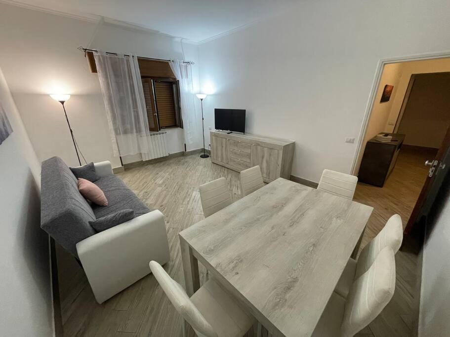 Bilocale A Due Passi Dal Porto E Dal Mare Daire Lido di Ostia Dış mekan fotoğraf