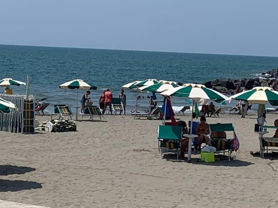 Bilocale A Due Passi Dal Porto E Dal Mare Daire Lido di Ostia Dış mekan fotoğraf